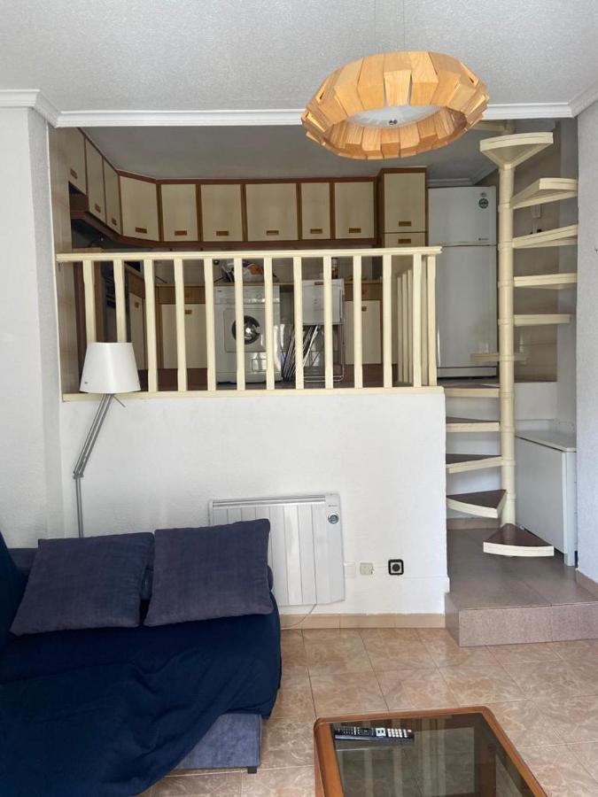 Precioso Apartamento Con Terraza. Lägenhet Ávila Exteriör bild